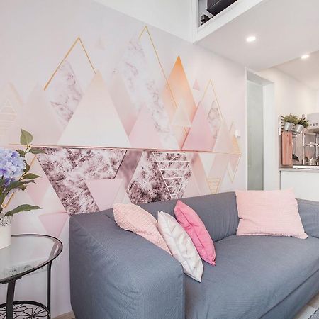 D'Crown Residences Budapest Bagian luar foto