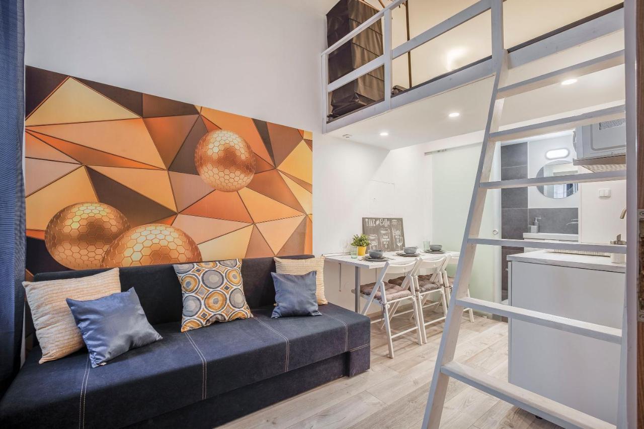 D'Crown Residences Budapest Bagian luar foto