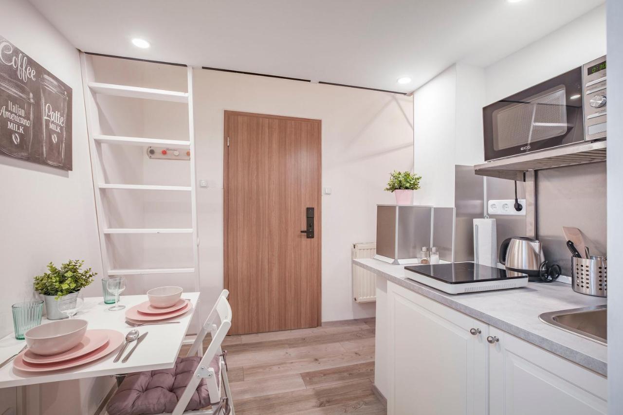 D'Crown Residences Budapest Bagian luar foto