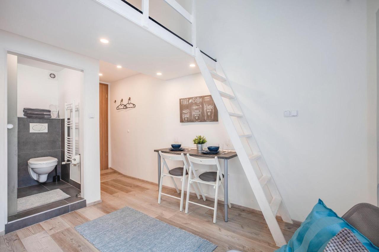 D'Crown Residences Budapest Bagian luar foto
