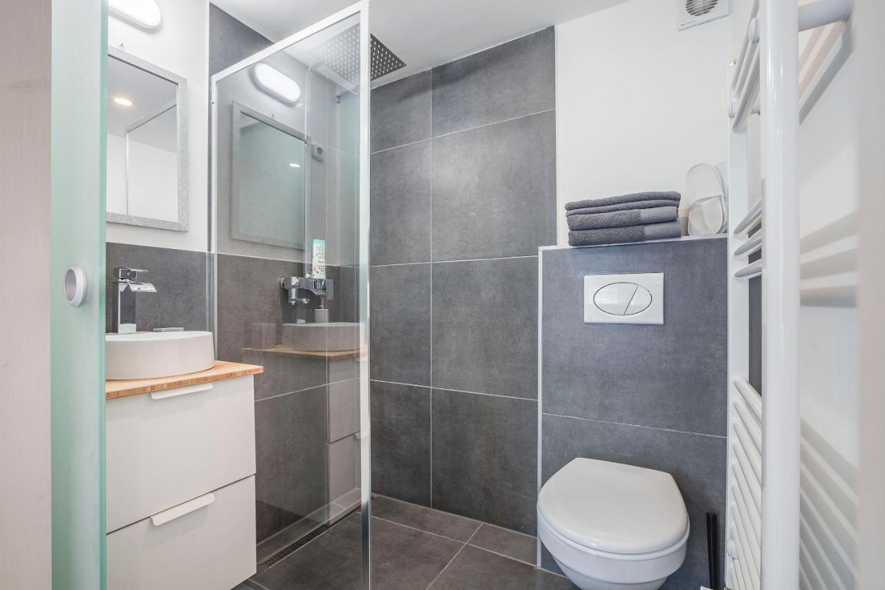 D'Crown Residences Budapest Bagian luar foto