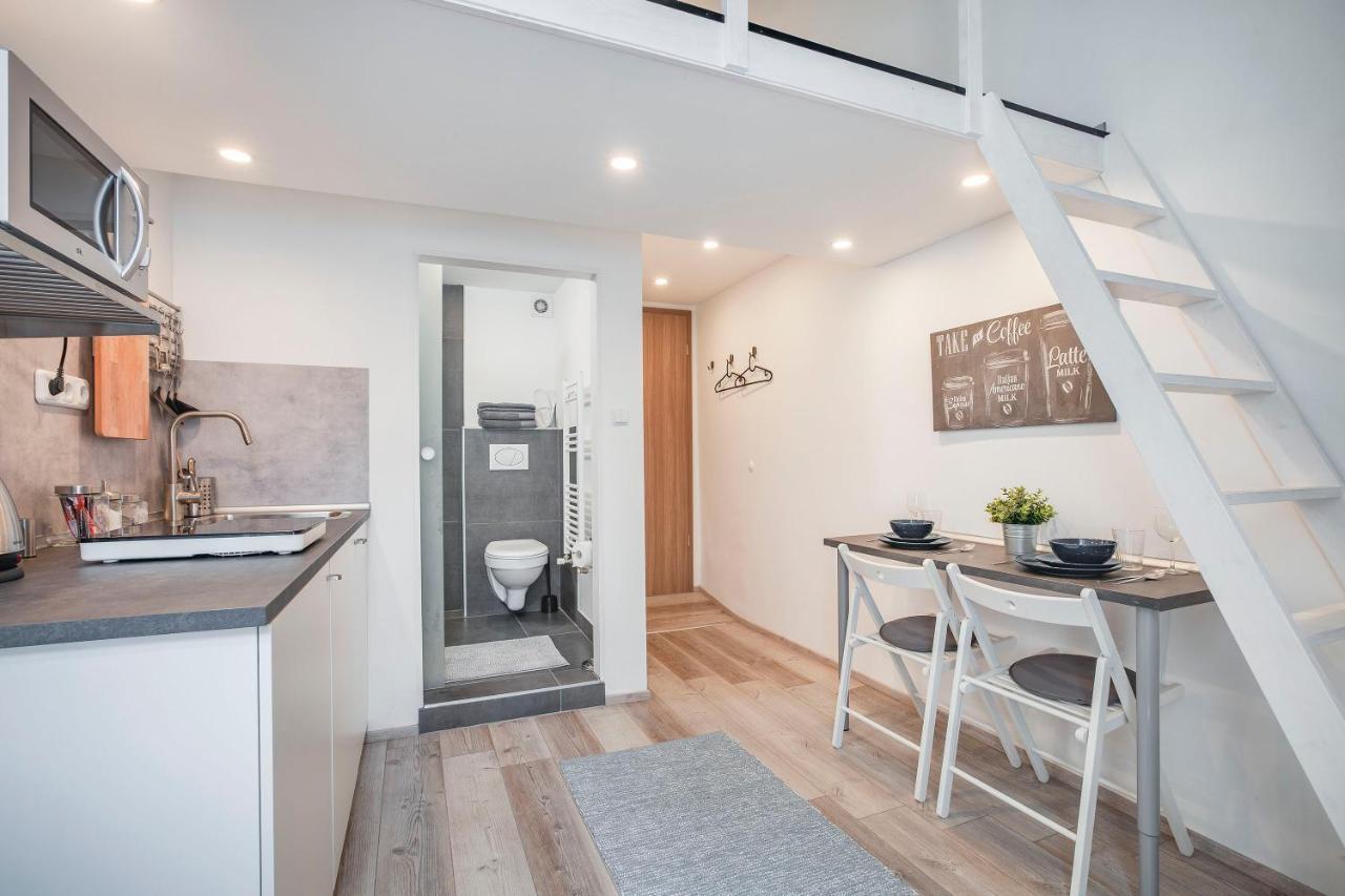 D'Crown Residences Budapest Bagian luar foto