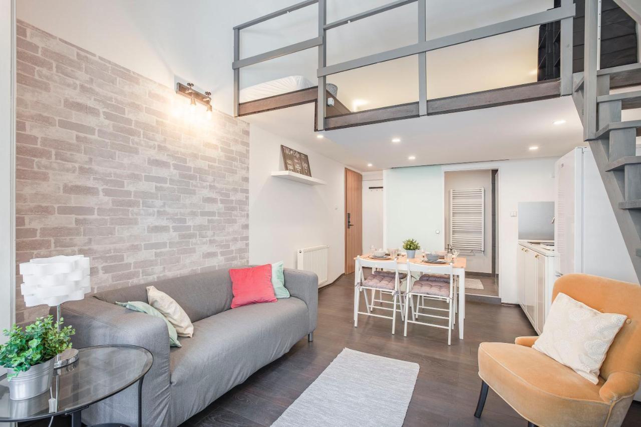 D'Crown Residences Budapest Bagian luar foto