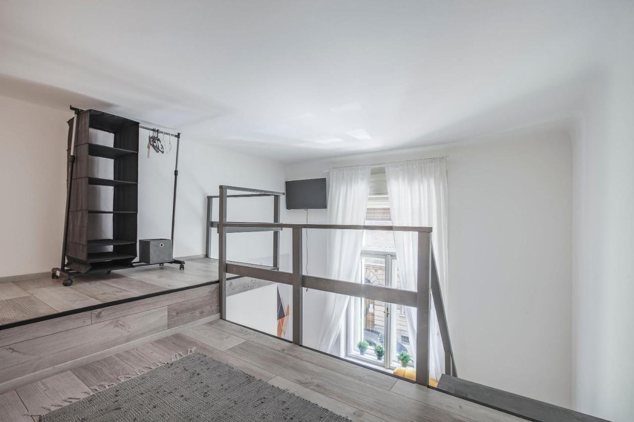 D'Crown Residences Budapest Bagian luar foto