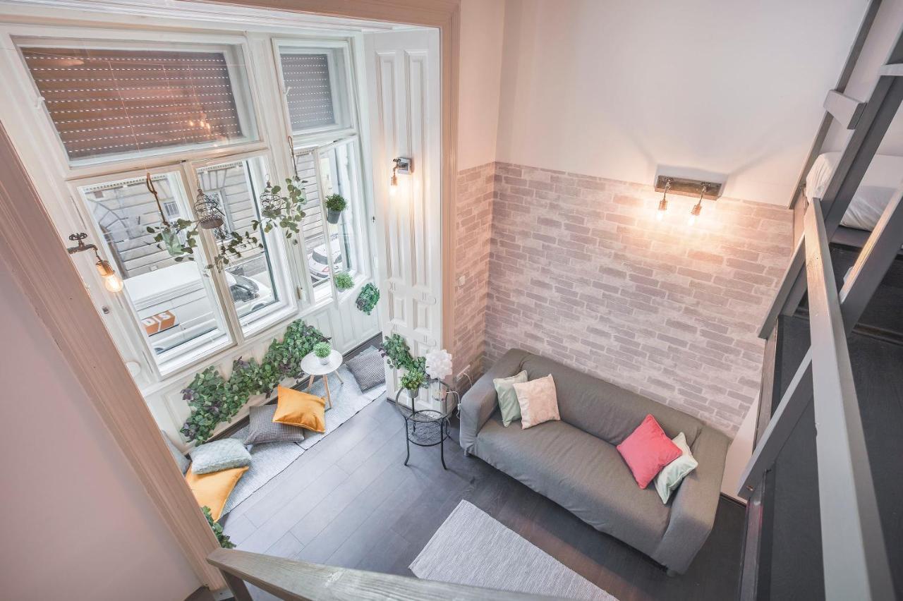 D'Crown Residences Budapest Bagian luar foto