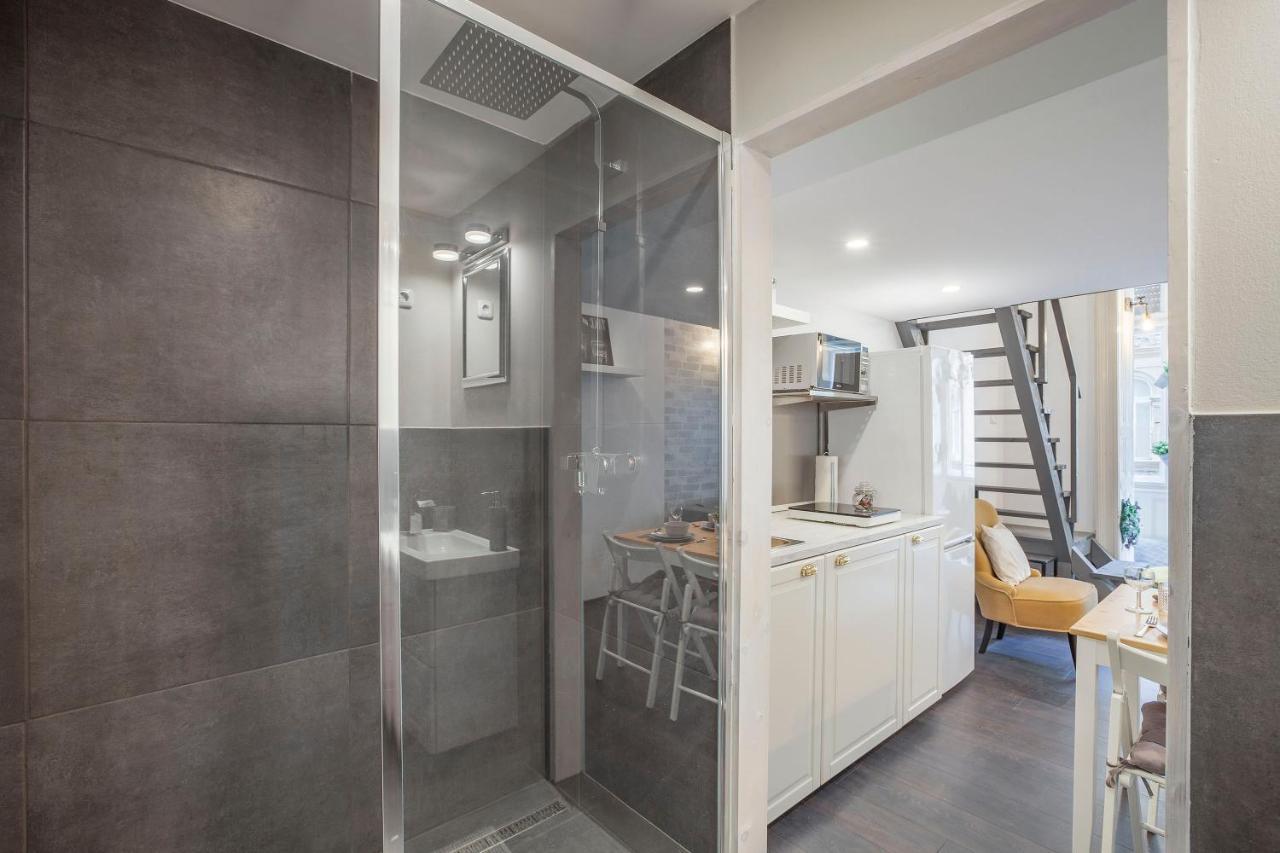 D'Crown Residences Budapest Bagian luar foto